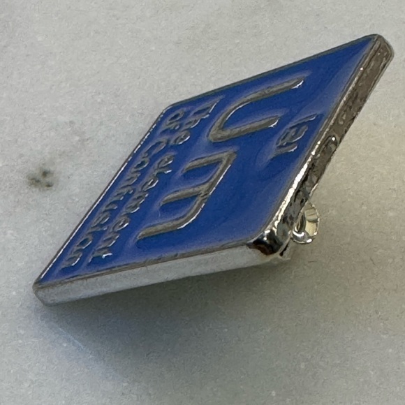 3/$15 Um The Element of Confusion Humor Pin Brooch - Picture 5 of 6